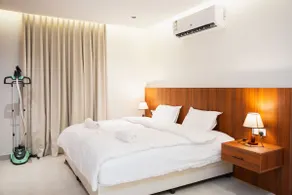 Luxury Studio opposite Specialist 212 - Image 3