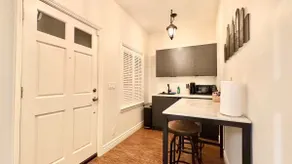 Private King Suite + Office + Gigabit Wi-Fi - Image 3