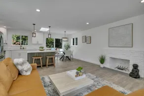 Stylish Bellevue Retreat - Image 3