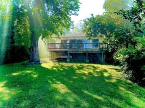 Tranquility Lake House - Image 2