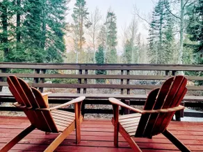 Huge Cozy Cabin. EV, Pet, & Kid-friendly. - Image 3