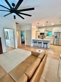 Clemson Farmhouse Loft - Image 3