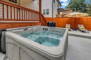 Modern Boho Oasis Near DT ATL w/Hottub & Firepit - Image 2