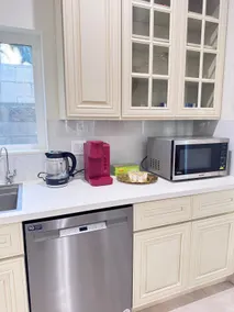 New House, Near LA & Food Spots - Image 3