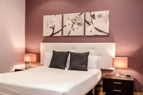 2BR Flat 5 Min Drive to Plaza Catalunya - Image 2