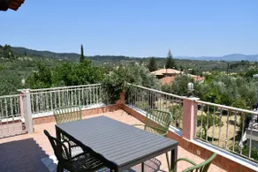 Blue and Green Guesthouse - Image 4