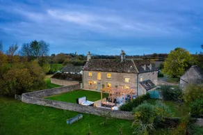 Dog friendly with a hot tub - Green Farm - Image 1