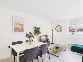 Luxury Two Bed | Sleeps 6 | 5 beds - Image 5