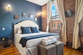 Southern Charm- Bourbon Trail- Trail Suites Inn- B - Image 3