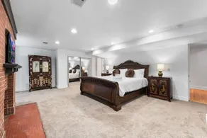 Cap Hill Historic Condo • Private, Garage Parking - Image 3
