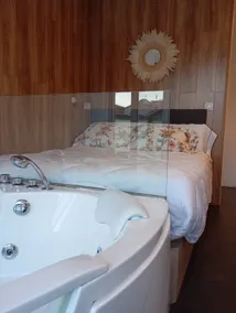 Mabel House Suites - Image 5