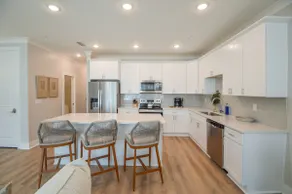 Luxury Townhome • 5 Min to MSU • Game Day Favorite - Image 3