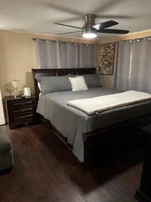 Cozy 3 Bedroom w/ pool - Image 3