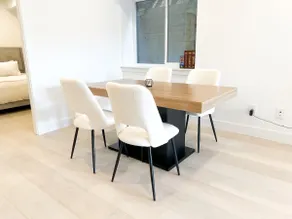 Modern 2BR in Lower Lonsdale - Image 2