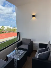 Peaceful Getaway: 2 Terraces, Comfort & WiFi - Image 2