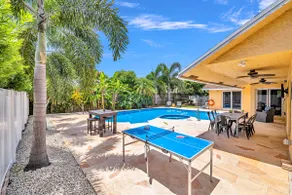 Palm Paradise Retreat -Heated Pool East Delray 4/3 - Image 3