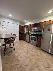 Artsy Condo, Walk to Campus, Stadium or Downtown - Image 5