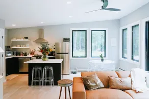Wood Oak Cabin - modern luxe escape in Narrowsburg - Image 2