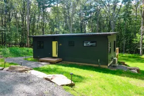 Wood Oak Cabin - modern luxe escape in Narrowsburg - Image 5