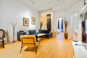 La Madame - Designer Downtown Nest - Image 3