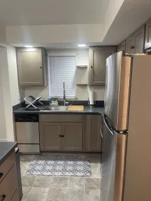 Elegant Apartment in Lansing - Image 2