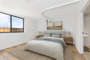 Stylish, New, First Floor 2 Bedroom Apartment - Image 5