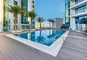 1BR Apartment with Balcony & Marina Views - Image 4