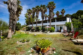 Calabasciu. Beautiful garden facing the sea – Apt. 9 - Image 3