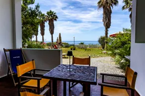 Calabasciu. Beautiful garden facing the sea – Apt. 9 - Image 5