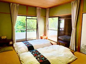 30% off for two nights! [Entire 2nd floor] Sleeps up to 20 people!(When 2 people sleep in a double bed) - Image 3