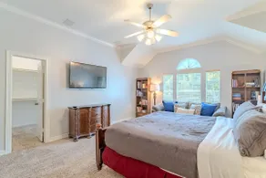 Cozy Townhouse near Midtown - Image 2