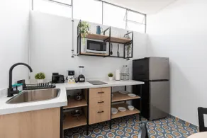 18th-C Boutique Loft | Terrace, WiFi & Parking - Image 5