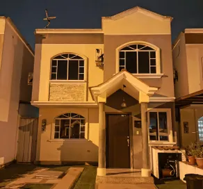 Lux House/Private Development/Pool/Garage - Image 3