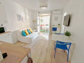 2 rooms with balcony and parking - Image 5