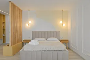Serenity Haven | Minimal Central Studio - Image 2