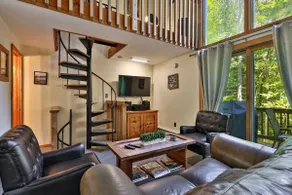 Bob’s Sled Lodge – Mountain 2BR Retreat - Image 2