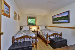 Bob’s Sled Lodge – Mountain 2BR Retreat - Image 4
