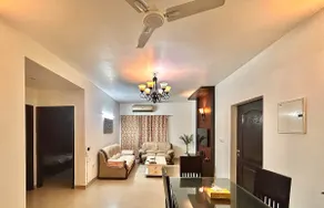 Shyamakunj - 2Bhk | Near Prem Mandir | Fast Wifi - Image 4