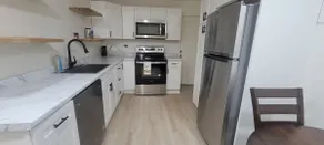 2bdrm Fairbanks Apt Great Location - Image 3