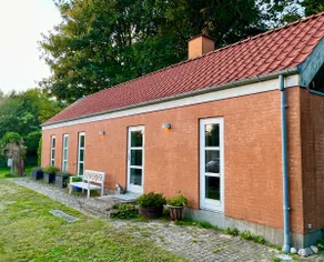 The “Gallery” in Telling - Image 2