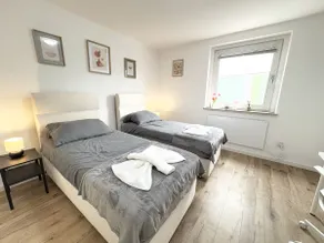 Food | Stylish 2-room apt. near city & trade fair - Image 4