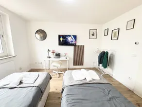 Food | Stylish 2-room apt. near city & trade fair - Image 5