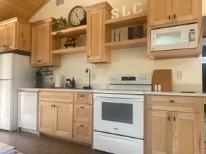 Sunstone Cabin Retreat by Ft. Gibson Lake - Image 5