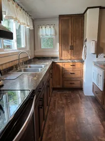 Whispering Pines Retreat - Image 5