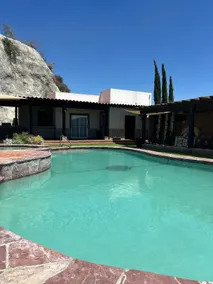La Escondida Pool and Garden - Image 2