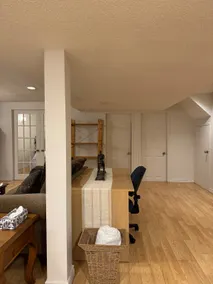 Large Cozy 1 Bed Basement Apt - Image 5