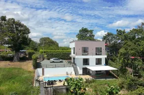 KEWA House; Air Conditioning | Jacuzzi | BBQ - Image 4
