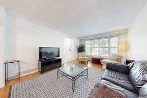 Your Peaceful Oasis in the City - Image 5