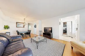 Your Peaceful Oasis in the City - Image 4