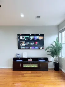Explore NYC/NJ Stylish Stay w/Garage+EV Charging - Image 3